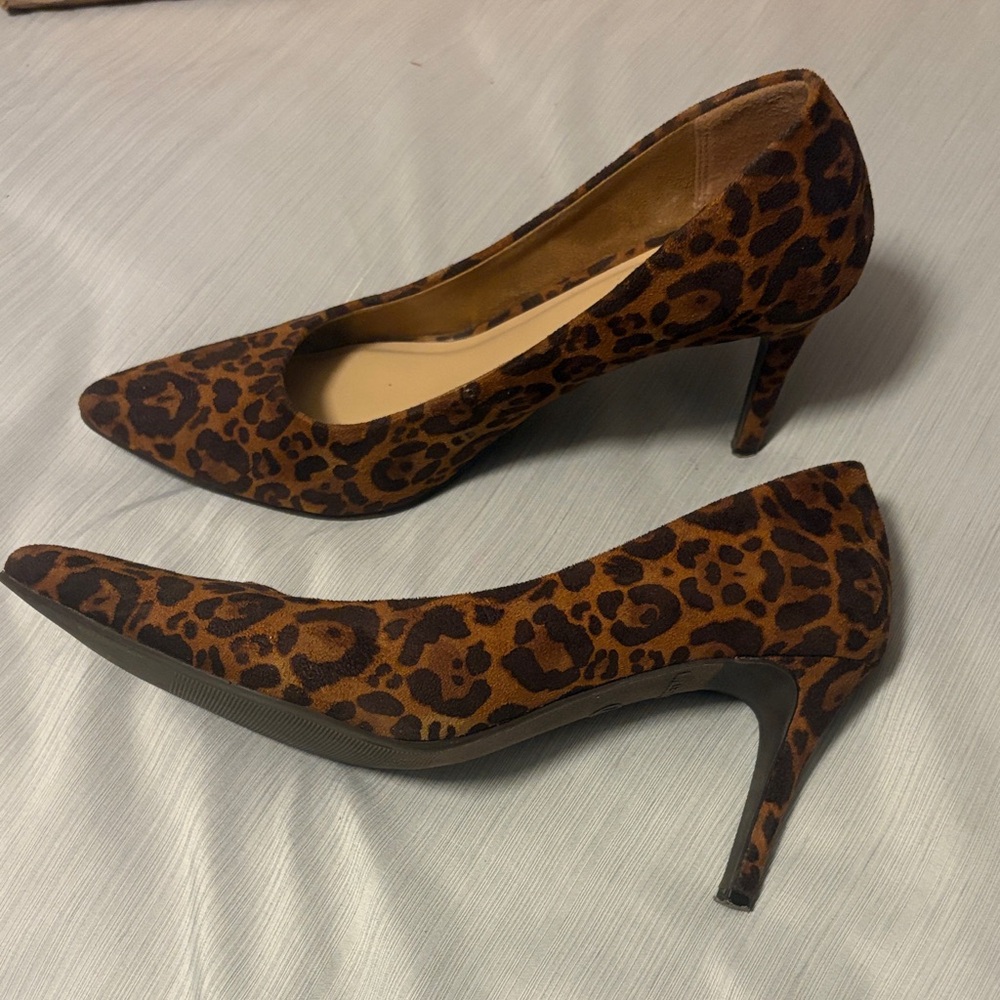 Old Navy Animal Print Heels - Picture 1 of 7